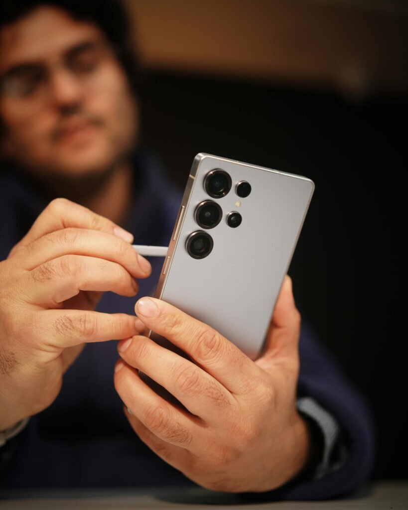 Is there a Galaxy S25 coming out?